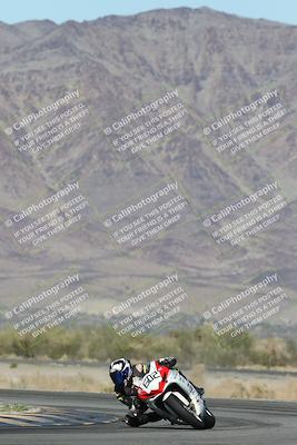 media/Nov-01-2025-CVMA (Sat) [[fc0f7531b8]]/Race 8-Supersport Middleweight/